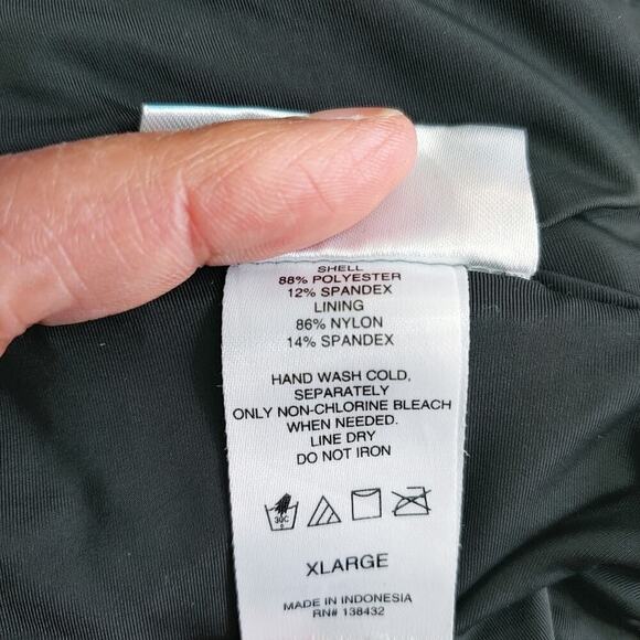 Modcloth Black Floral Kelsie One-Piece Swimsuit Vacation Beach  Plus Size XL - Picture 10 of 11